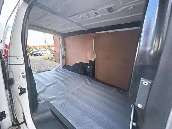 CITROËN JUMPY 1.6 BLUEHDI DIESEL CARGO MANUAL CITROËN JUMPY 1.6 BLUEHDI DIESEL CARGO MANUAL
